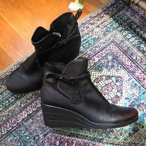 UGG Emalie dark Brown Leather Side Zip Waterproof Wedge Heel Ankle Booties 10